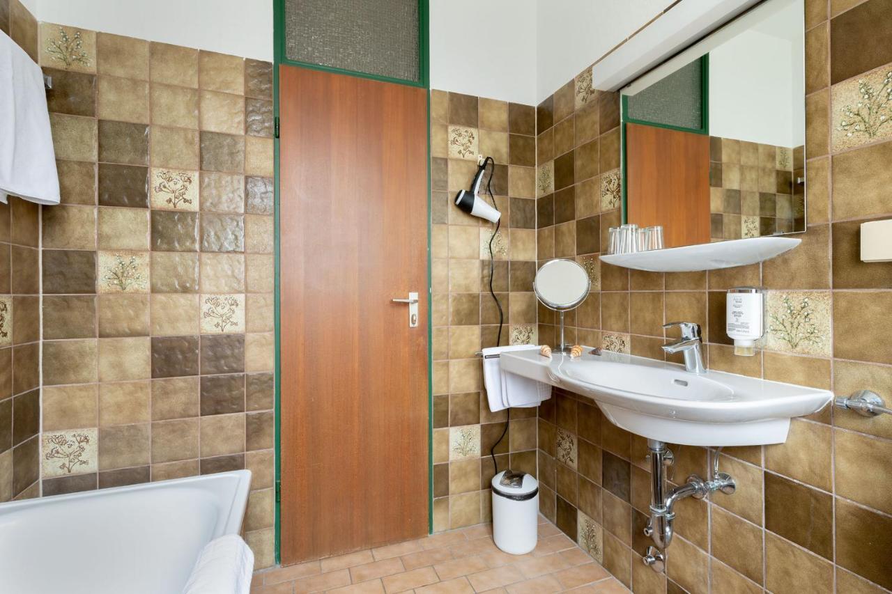 Hotel Kolbergarten Bad Tölz Екстериор снимка
